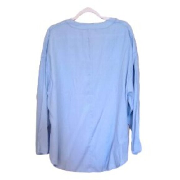 Long Sleeve Pastel Blue Tunic Top in Size 2X - NWOT - Picture 2 of 2